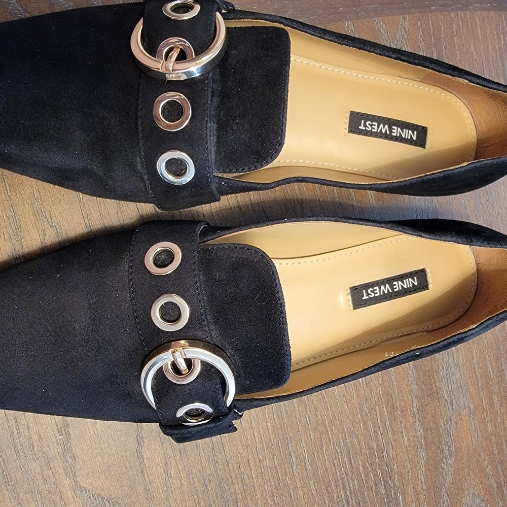 Women's shoes
